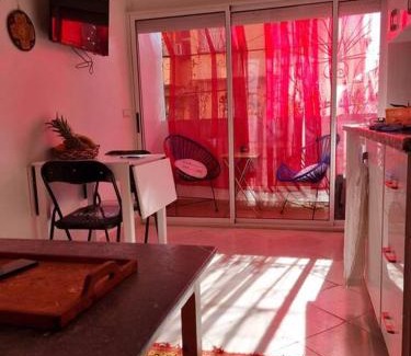 Menara Apartment | appartement Pied à terre proche aéroport