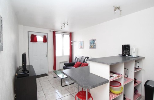 Port-Vendres Apartment | Appartement Port-Vendres, 2 pièces, 4 personnes - FR-1-309-219