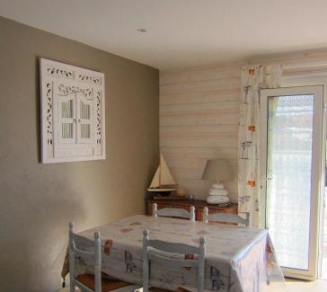 Soorts-Hossegor Apartment | Appartement Pour 4 Personnes Dans Villa Dans Le Vent