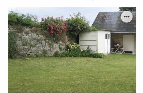 Vierville-sur-Mer Apartment | Appartement sur Jardin à 500m de la Plage d Omaha Beach