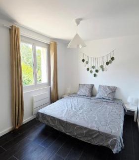 Salernes Apartment | Appartement spacieux et lumineux