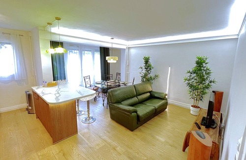 Sceaux Apartment | Appartement, Super Cosy, 2 Chambres, Pk Privé, 5 mn du Rer, 20 mn de Paris