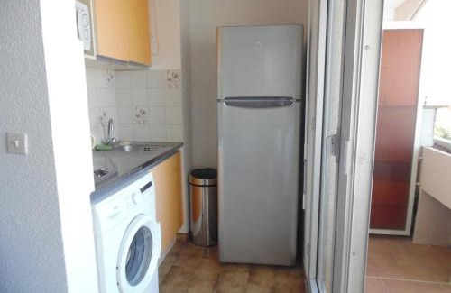 Le Port Apartment | Appartement traversant 2 pièces, 4 pers, loggias, parking, proche plage - FR-1-750-97
