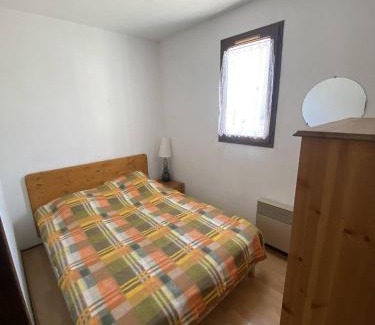 Saint-Pierre-la-Mer Apartment | Appartement T3 avec terrasse donnant sur la mer sur Saint Pierre la Mer
