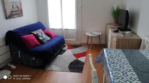 Bas-Vernet Apartment | APPARTEMENT T2 ,1 chambre,Parking,balcon,vue montagne,près arrêt bus et centre ville