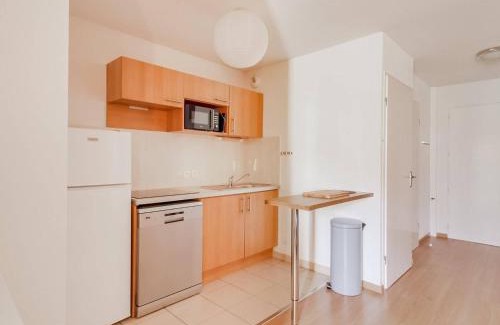 Luz-Saint-Sauveur Apartment | Appartement T2 cabine avec piscine, sauna, hammam et parking à Luz-Saint-Sauveur, 5 personnes - FR-1-402-85