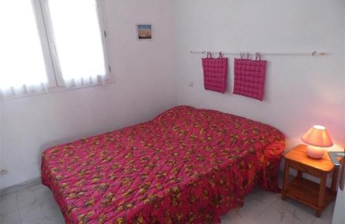 Marseillan Apartment | Appartement T2 cabine avec terrasse, proche plage, parking privé, pour 4 personnes. - FR-1-326-547