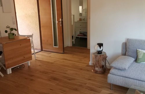 Sollies-Toucas Villa | Appartement T2 Dans Villa à la Campagne