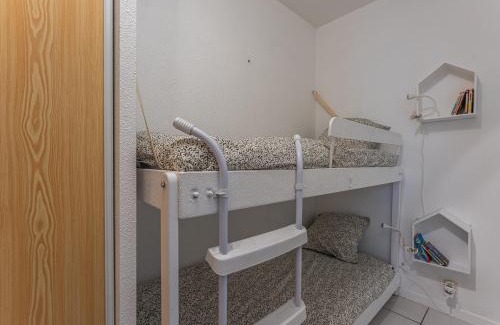 Biscarrosse Plage Apartment | Appartement T2 refait à neuf - 4 pers - Terrasse Ouest - Proche centre - Chiens OK - FR-1-521-237