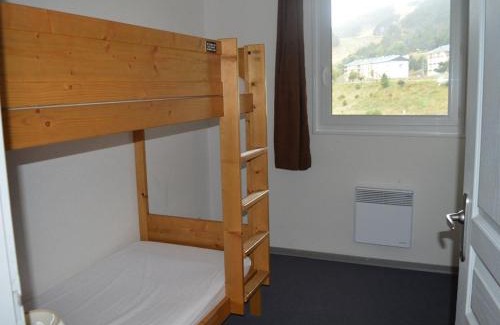 Les Angles Apartment | Appartement T3 au pied des pistes avec balcon et parking couvert - 2 chambres, 6 couchages - FR-1-593-56