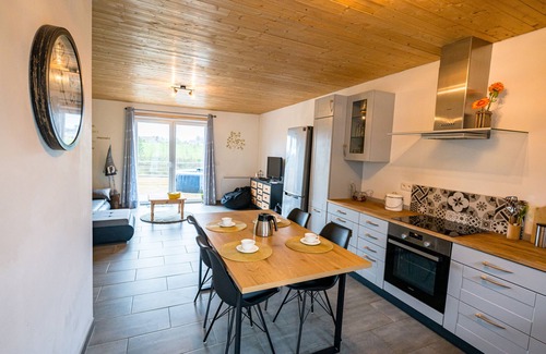 Froidchapelle Apartment | Appartement Terrasse du Pont Alsort
