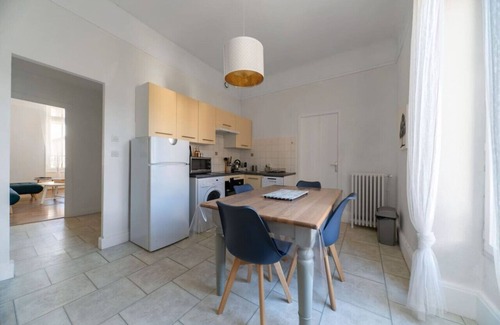 Thermal Apartment | Appartement tout confort proche centre et lac