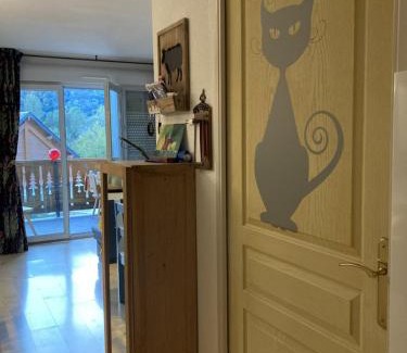 Bagneres-de-Luchon Apartment | Appartement très agréable dans belle résidence, classé 3 étoiles par le comité départemental du tourisme en Haute Garonne
