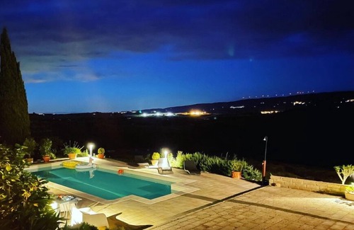Rosignano Marittimo Apartment | Appartemento SanMartino - vacation in a country house steeped in history.