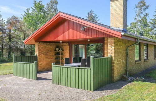 Sønder Nissum House | Appealing Holiday Home in Jutland with Terrace