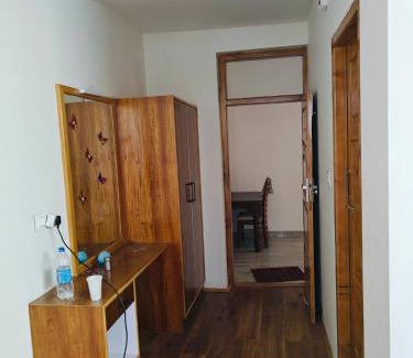 Aleo Hotel | Apple house
