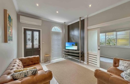 Armidale Apartment | Apt 2 Brightside Apartments - City Center