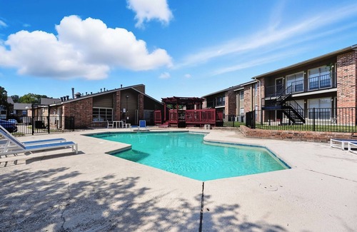 Southwood Valley Apartment | Apt. In college Station TX Mins to major hospitals and A&M U