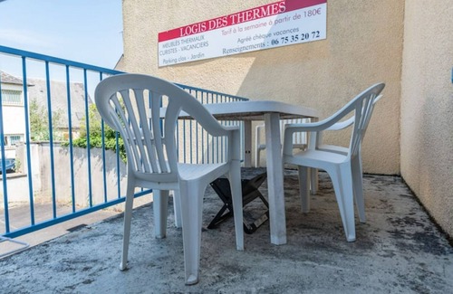 Saint-Honore-les-Bains Apartment | Apt T2 - Downtown - Logis des Thermes (5)