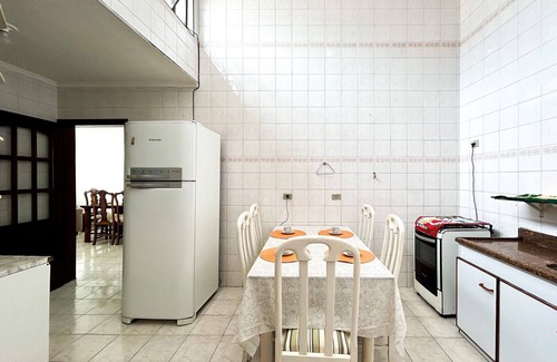 Balneario Florida Apartment | Apto c WiFi a 400 metros da Praia de Peruíbe/SP