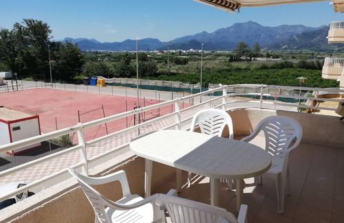 Xeraco Apartment | Apto. con dos Dormitorios, Garaje, Piscina y Pista de Tenis!