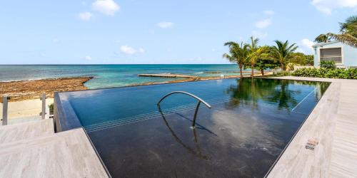 Seven Mile Beach Apartment | Aqua #4