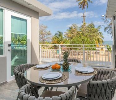 Dorado Pueblo Apartment | AQUA Terrazas Studio 7 - Beachfront Getaway with King Bed & Pool
