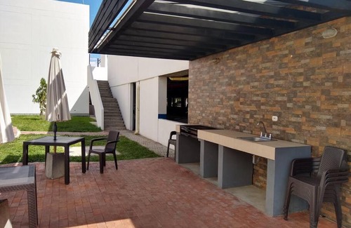 Girardot Apartment | Aqualina Orange PH