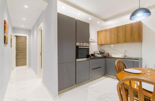 Qawra Apartment | Aquamarine Modern Apart M3 - Happy Rentals