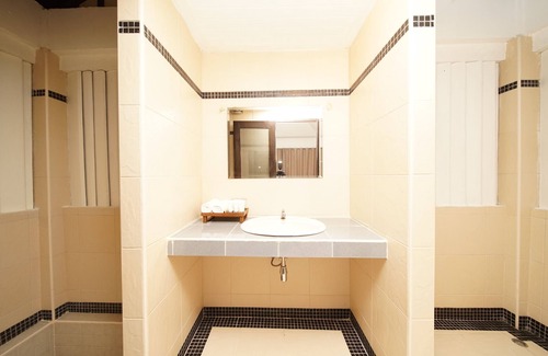 Baan Tai Hotel | Aquavana Haad Rin Resort