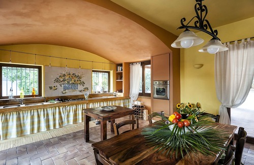 Marsala Villa | Arangea