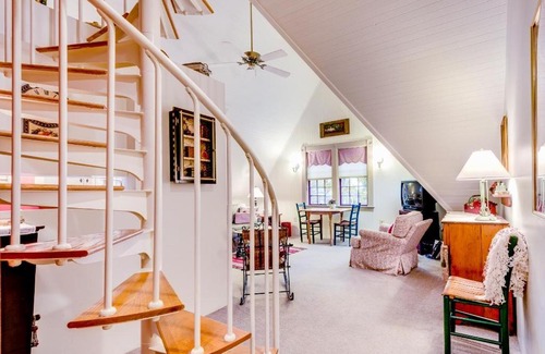 Chautauqua Apartment | Arcade 31