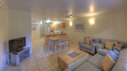 Arcadia Apartment | Arcadia Palms 2