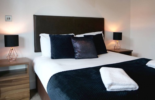 Theatreland Birmingham Apartment | ★ Arcadian Centre - Deluxe 2 Bed - Balcony