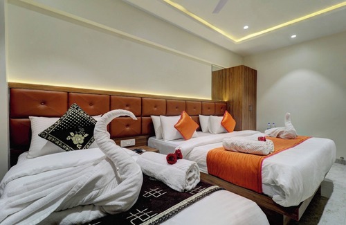 Vashi Hotel | Archit By Glitz Hotels