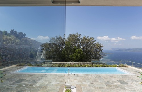 Skiathos Villa | Architect-designed 4-bedroom villas with private pools