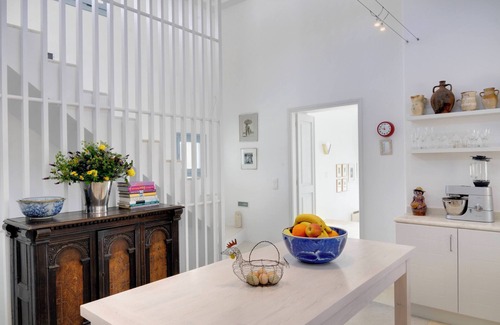 Ios Villa | Architect designed Villa overlooking the Aegean
