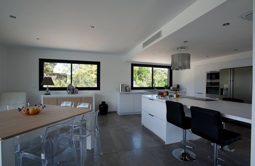 Sari-Solenzara House | architect villa cote des nacres