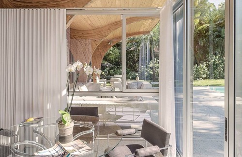 Golden Beach House | Architectual Icon located on beautiful Venice Island