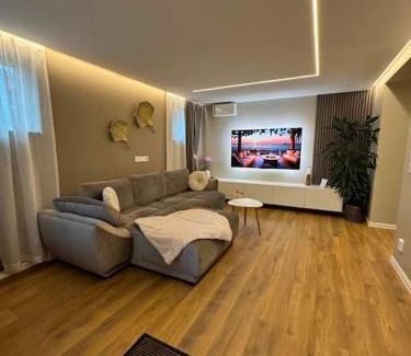 Narvik Apartment | Arctic feathers