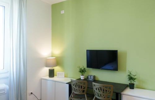 Lazzaretto Apartment | Area Milano Apartments - Tadino 17 close to Central Station