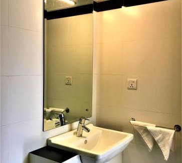 Kaluwamodara Hotel | Arena Hotel