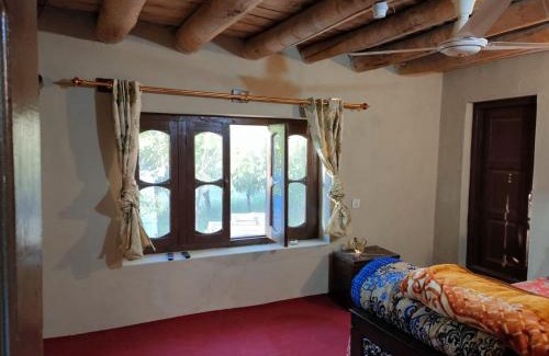 Azad Kashmir Hotel | Areshman Organic Guest House & Hotel