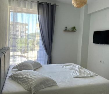 Himare Bed & Breakfast | Areti Rooms Hotel