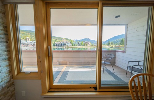 Lakeside Village Condo | Argentine 1504