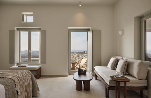 Pyrgos Hotel | Ark