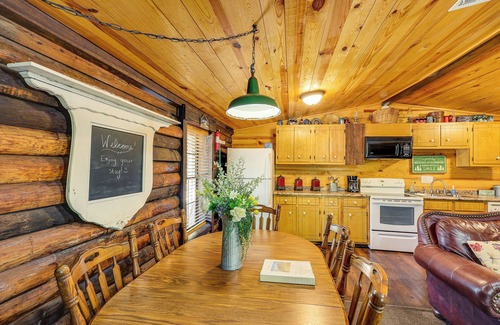 Murfreesboro Cabin | Arkansas Log Cabin Rental Near Lake Greeson!