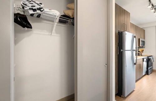 Central Arlington Apartment | Arlington Luxe Studio Apartment