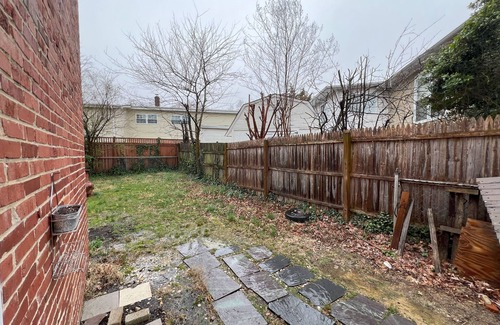 Arlington House | Arlington Peace House/fenced in yard