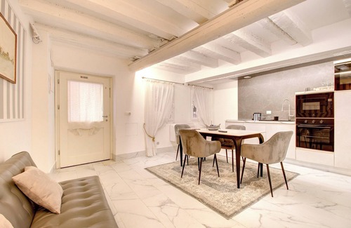 Castello Apartment | ARSENALE-NorthSide